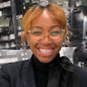 Meet your Posher, Alexandria